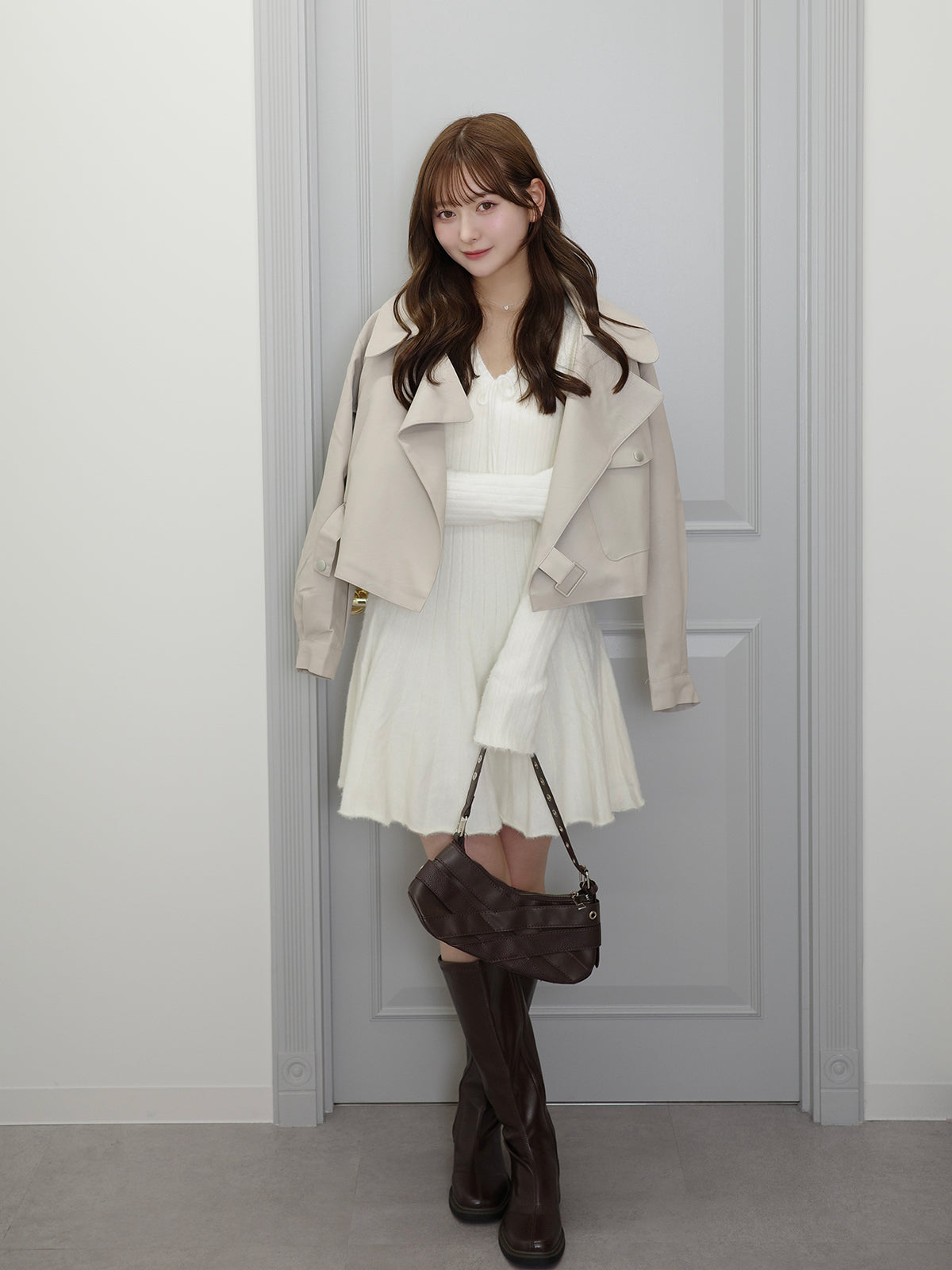 Vネックリボンニットミニワンピース