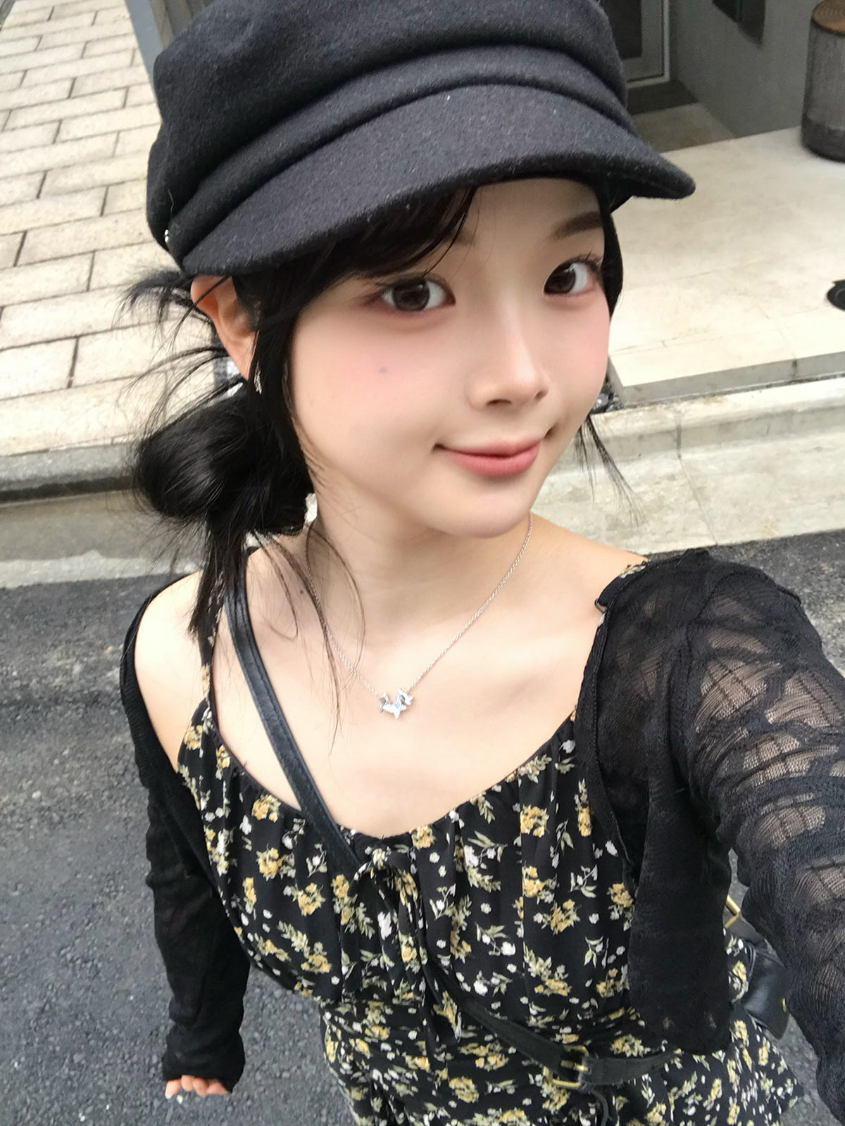 アンバランスヘムフラワーミニワンピース