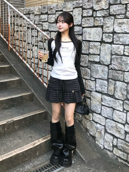 ドロストボーダーミニスカート