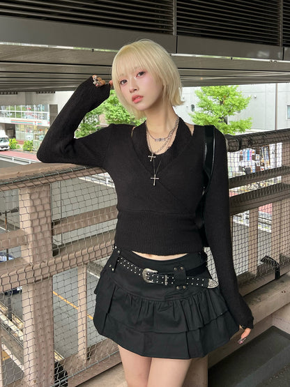 ホルターネックカシュクールニット