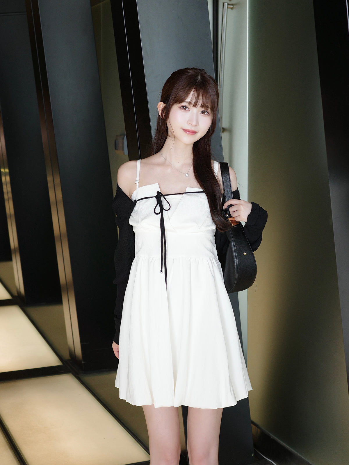 バックリボンバルーンミニワンピース – ANDOR ONLINE