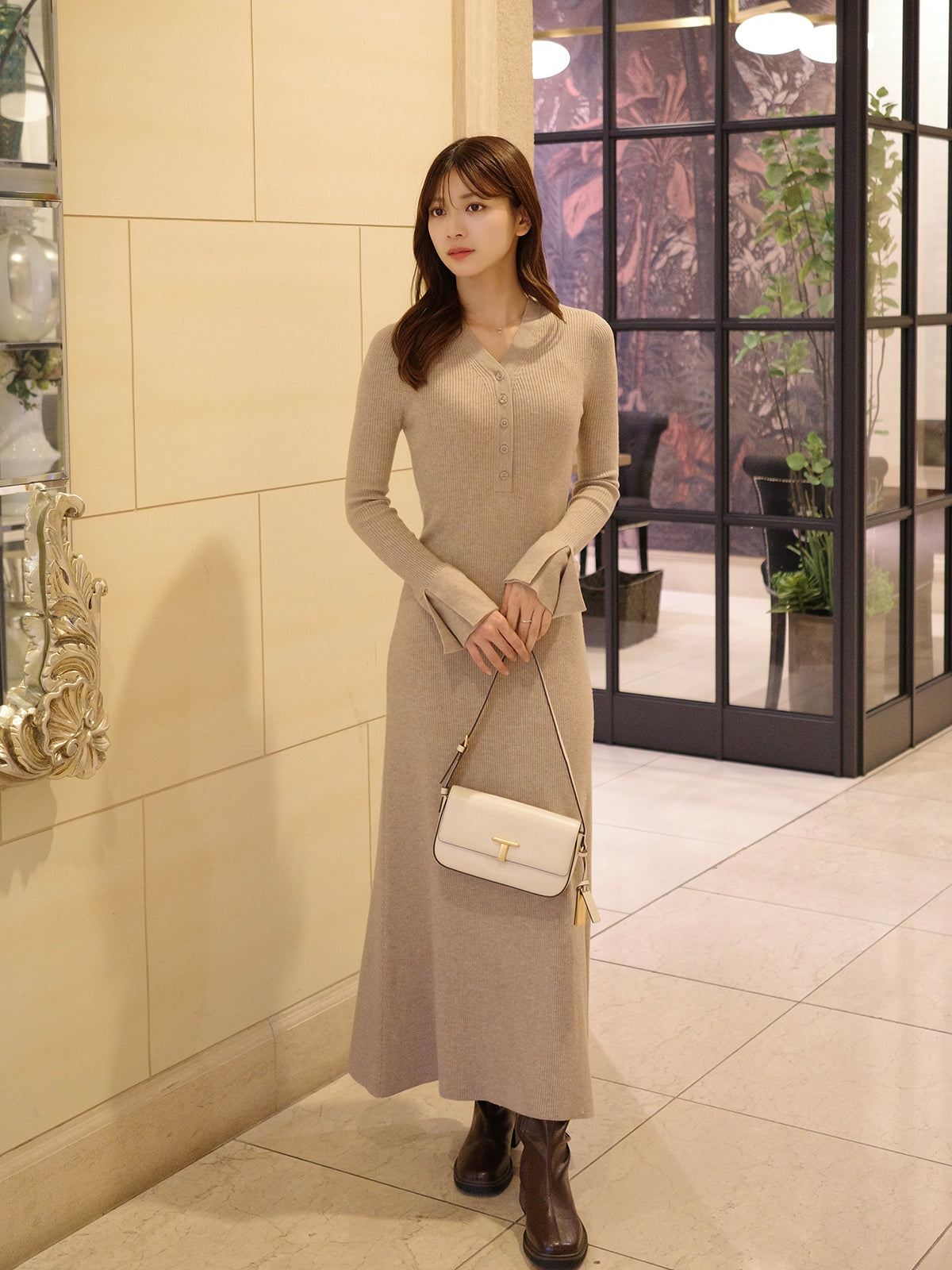 フロントボタンフレアニットワンピース【12月中旬予約】 – ANDOR ONLINE