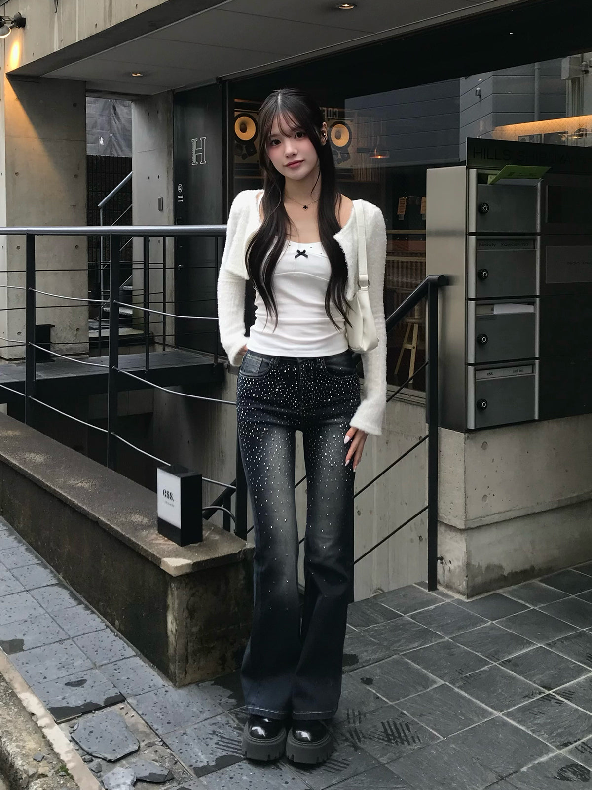 ラインストーンウォッシュフレアデニムパンツ