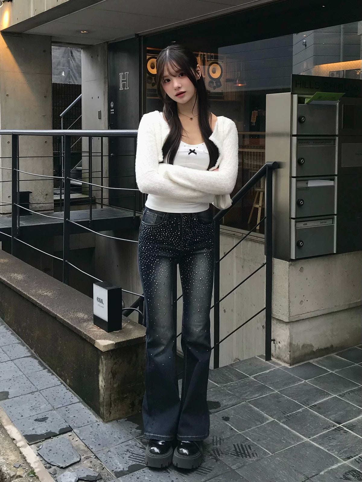 ラインストーンウォッシュフレアデニムパンツ