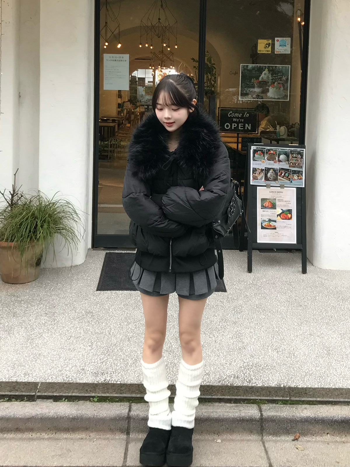 emmy ビッグカラーファータッチブルゾン ブラック ビッグカラーファータッチブルゾン – ANDOR ONLINE