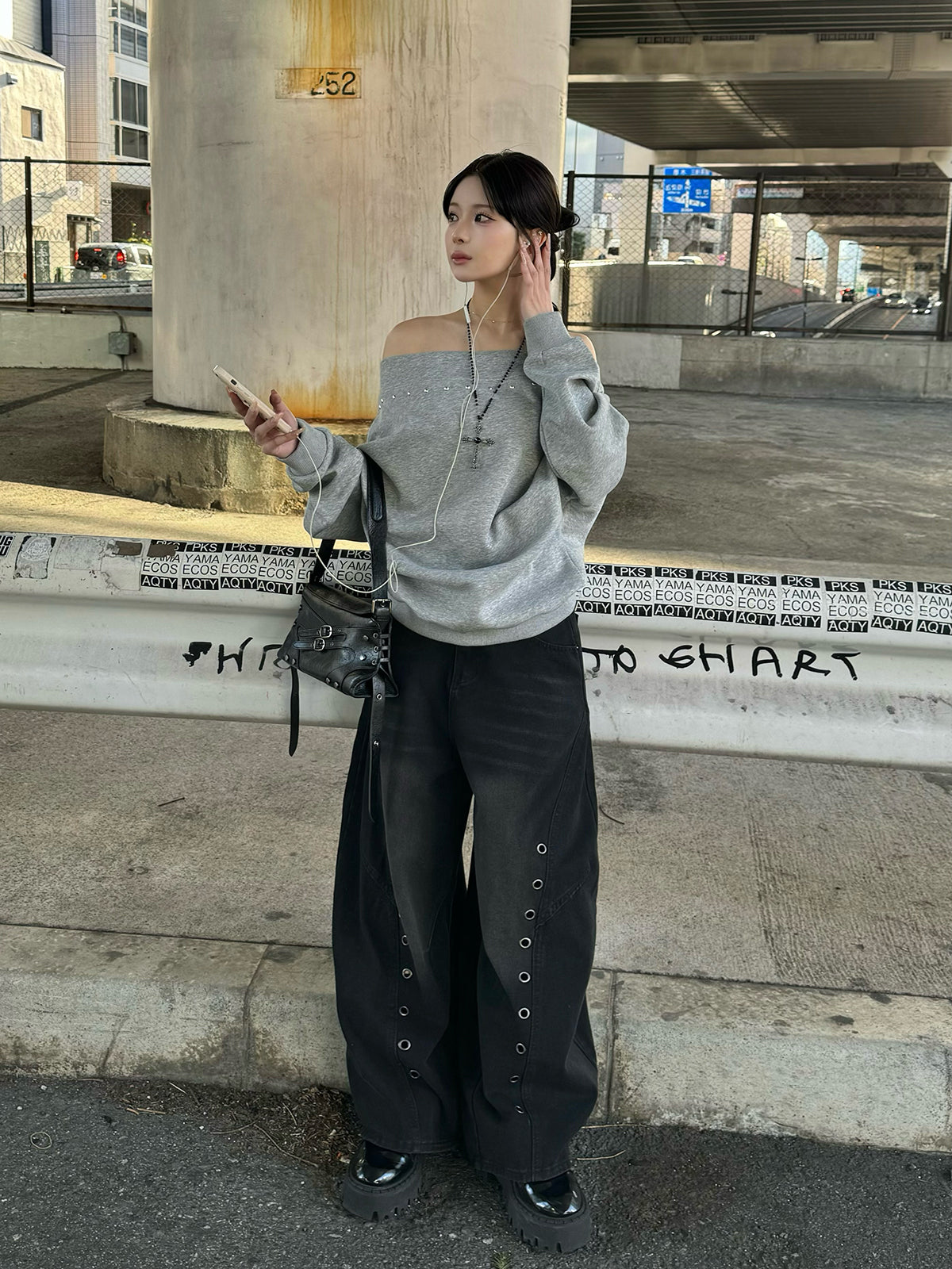 アイレットワイドカーブデニムパンツ