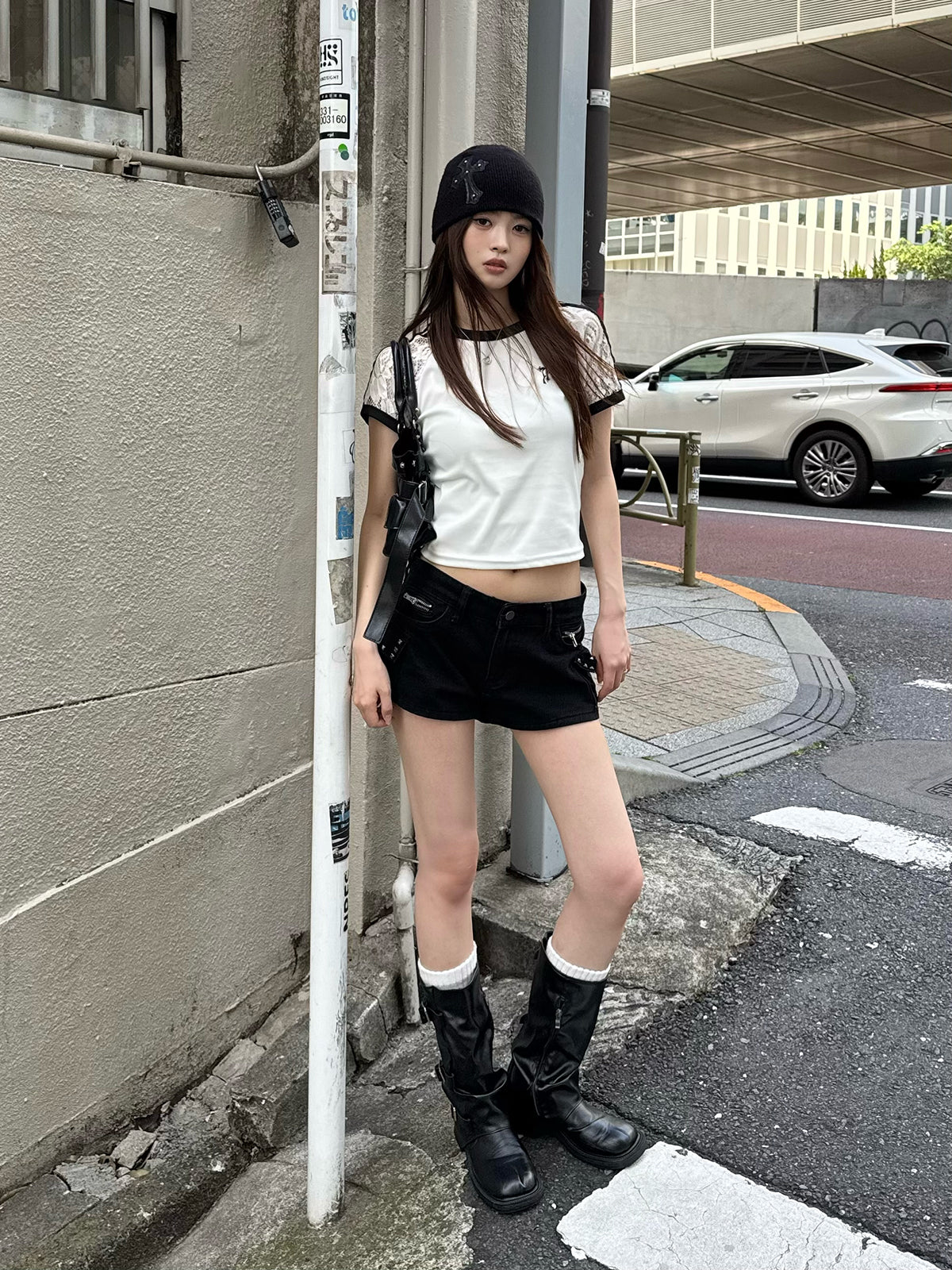 ラインスリーブレースTシャツ