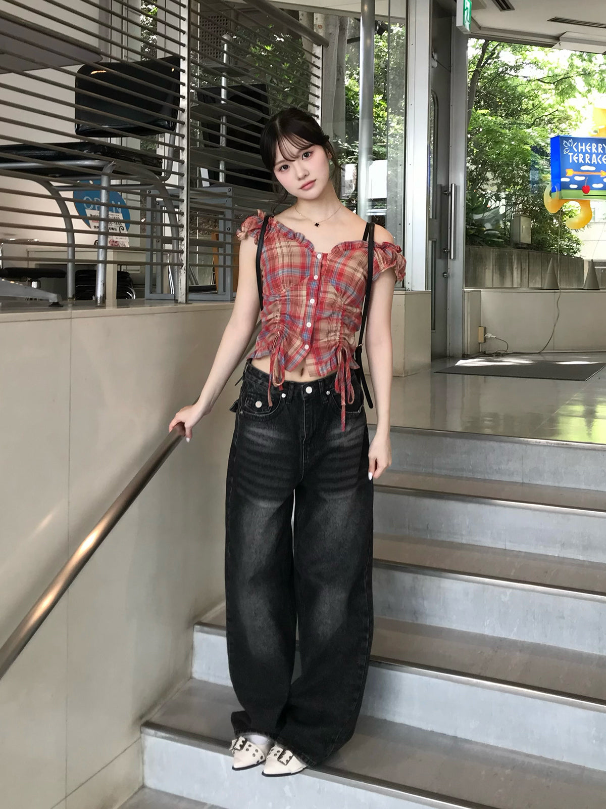 ダブルシャーリングフリルブラウス