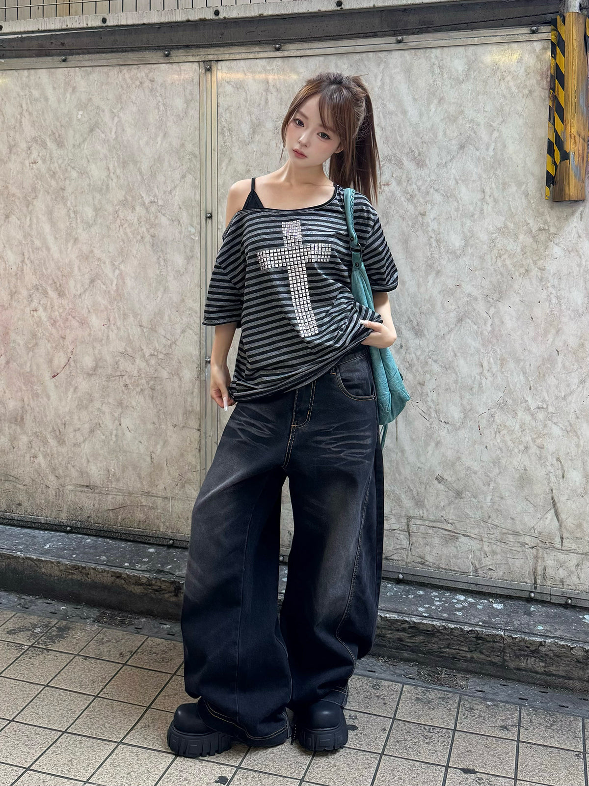 クロススタッズワンショルボーダーTシャツ