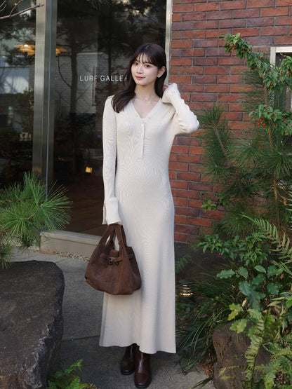 【新色・新素材】フロントボタンフレアニットワンピース