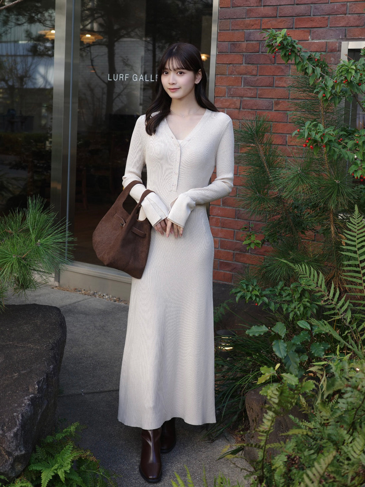 【新色・新素材】フロントボタンフレアニットワンピース