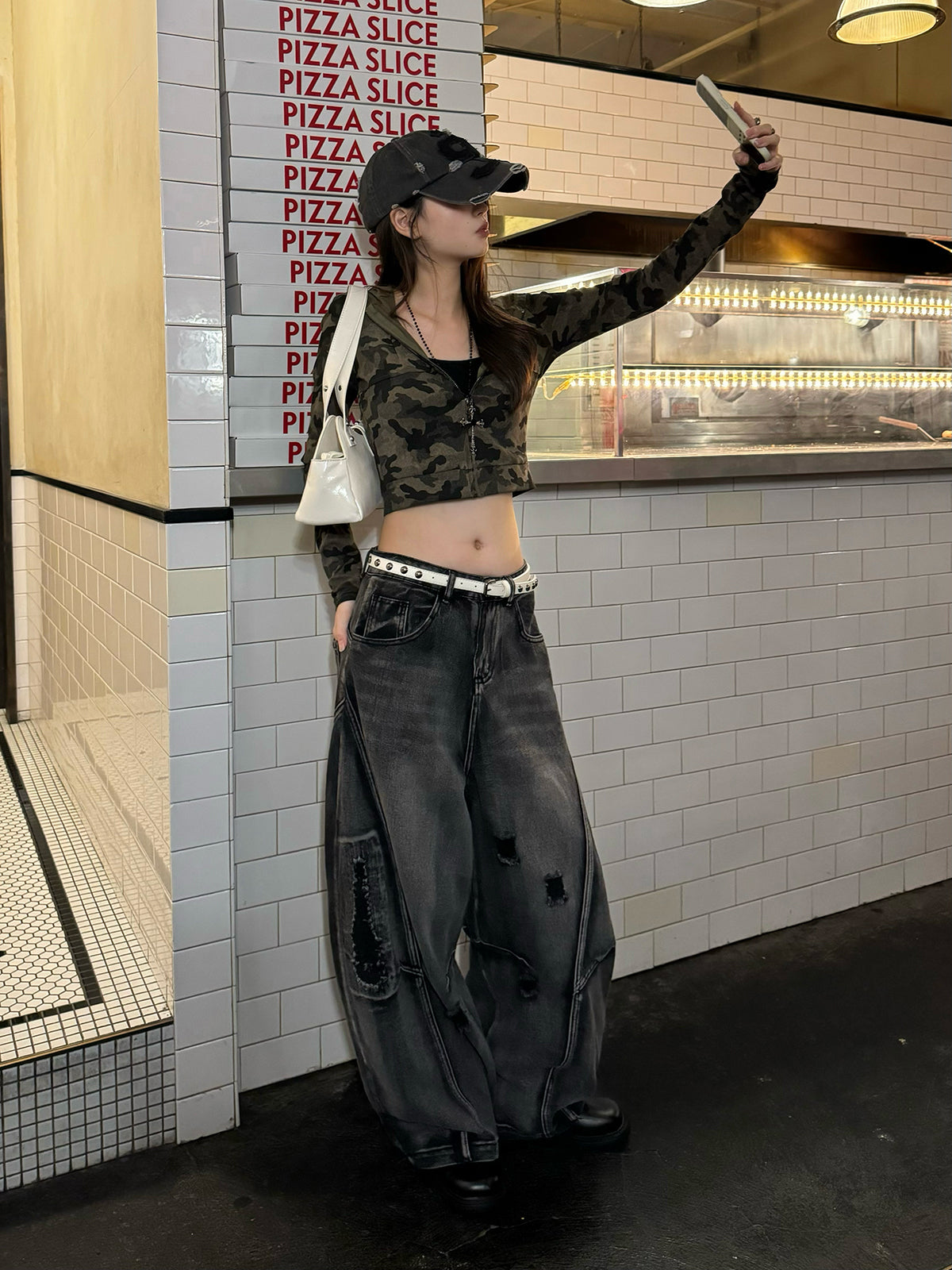 ビアズリー　YENN ダメージデニムパンツ　バレルパンツ　36 ダメージバレルレッグデニムパンツ – ANDOR ONLINE