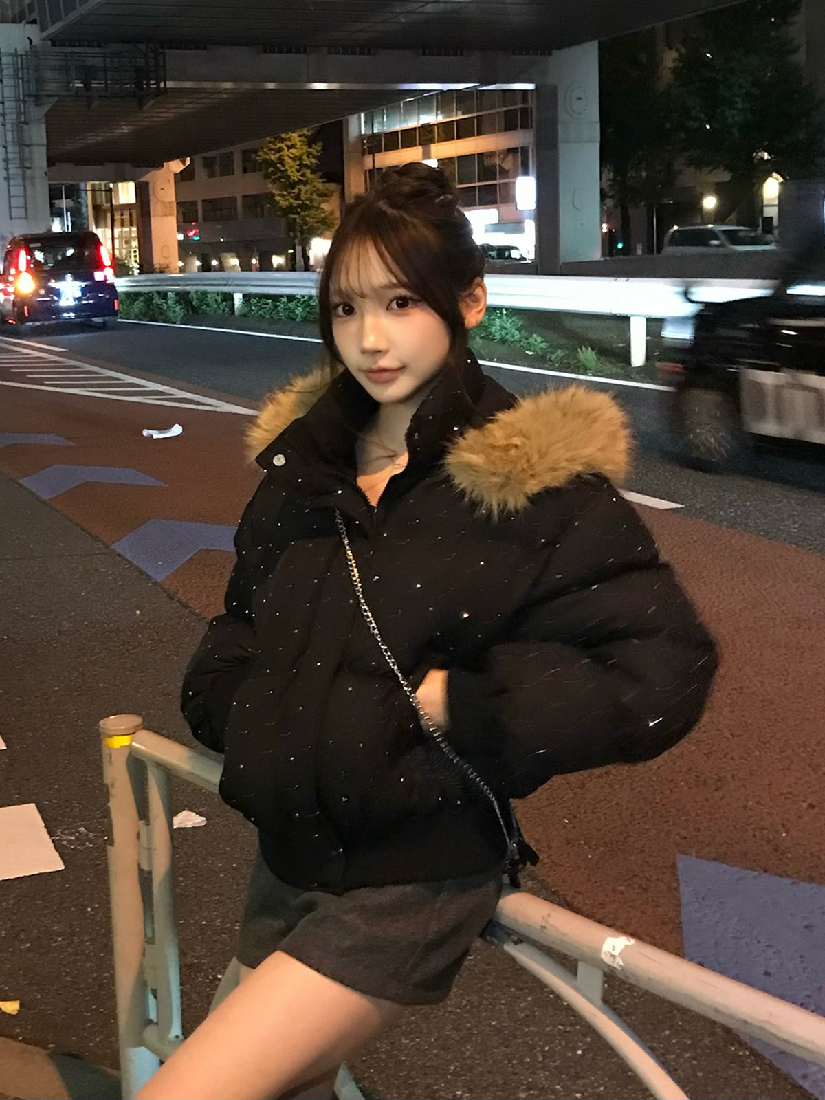 ラインストーンファータッチフードパデッドブルゾン