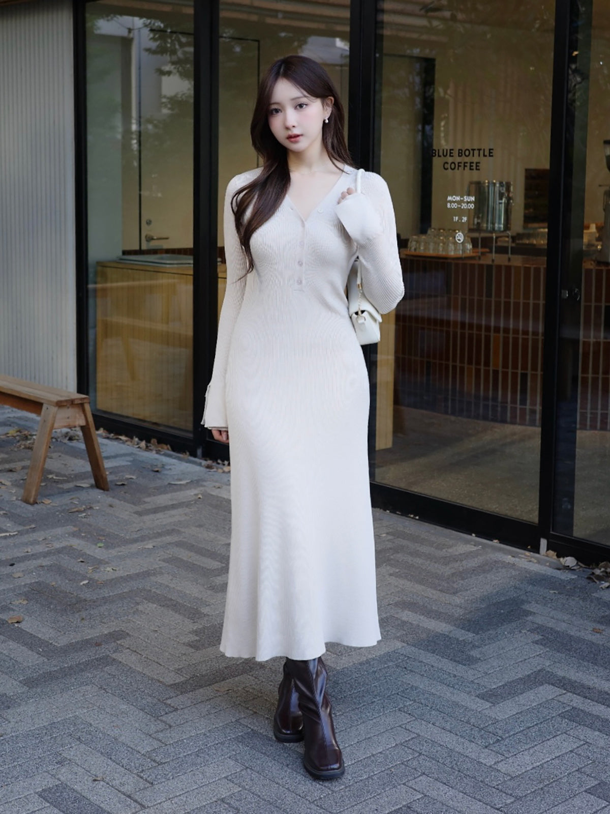 【新色・新素材】フロントボタンフレアニットワンピース