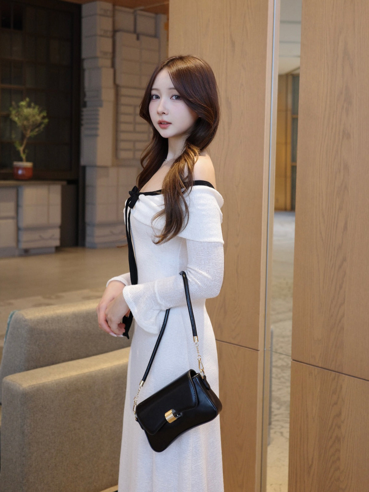 メッシュワッフルオフショルリボンワンピース – ANDOR ONLINE