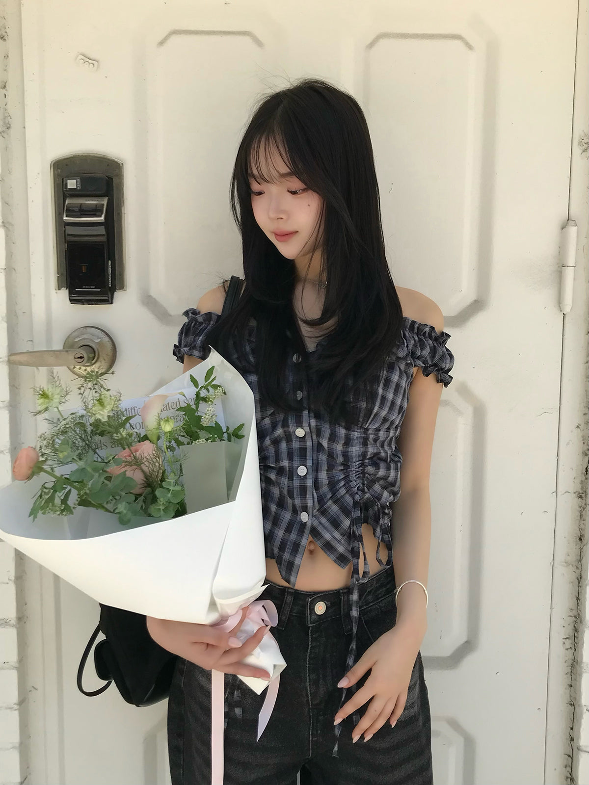 더블 셔링 프릴 블라우스