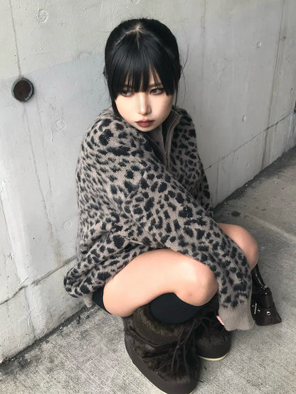 Leopard design zip knit cardigan