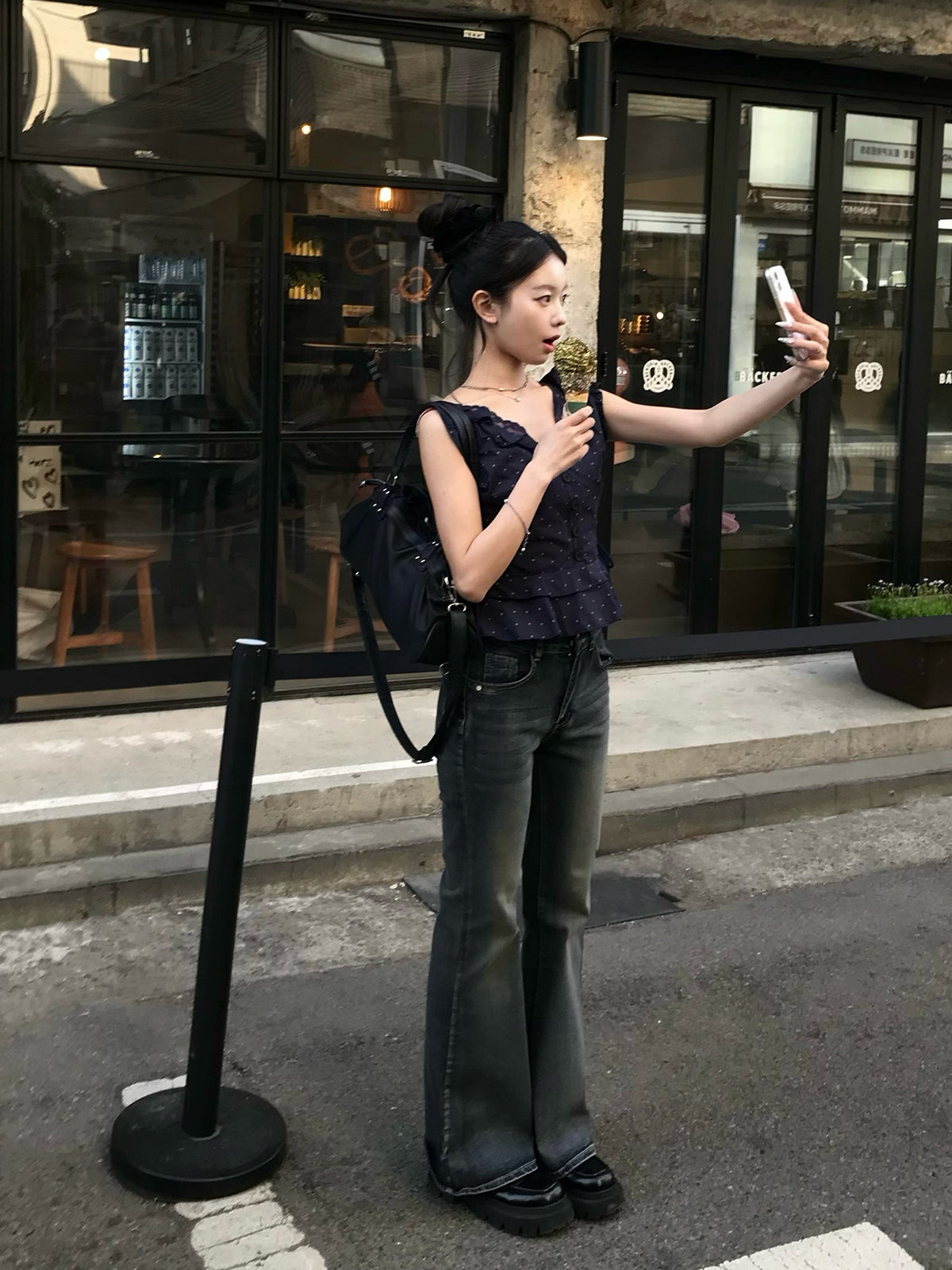ダブルボタンフレアデニムパンツ