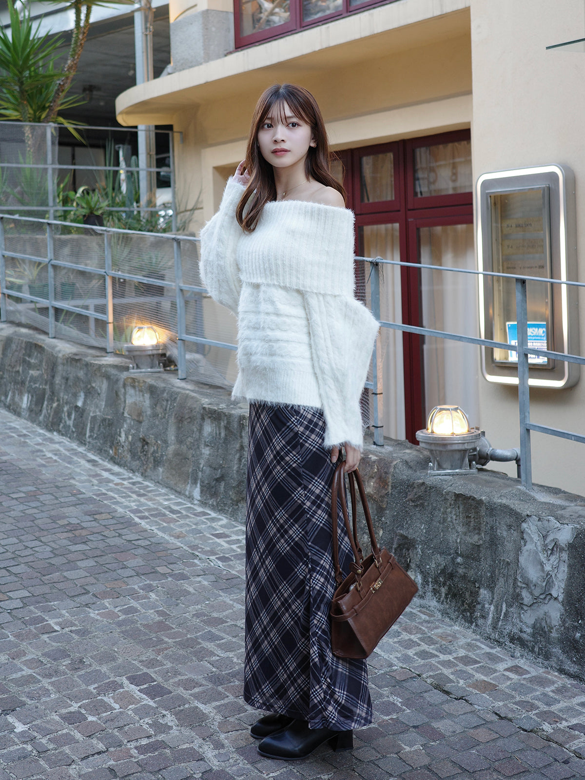 チェックフレアマーメイドスカート – ANDOR ONLINE