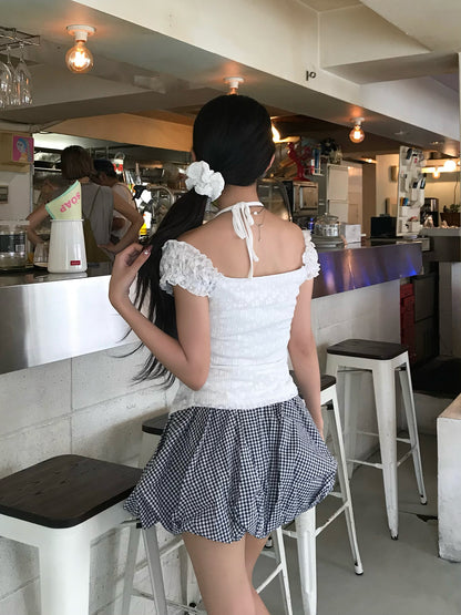 ホルターフラワーレースカットソー