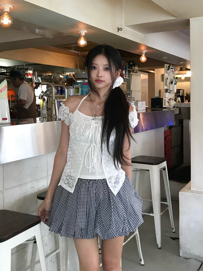 ホルターフラワーレースカットソー