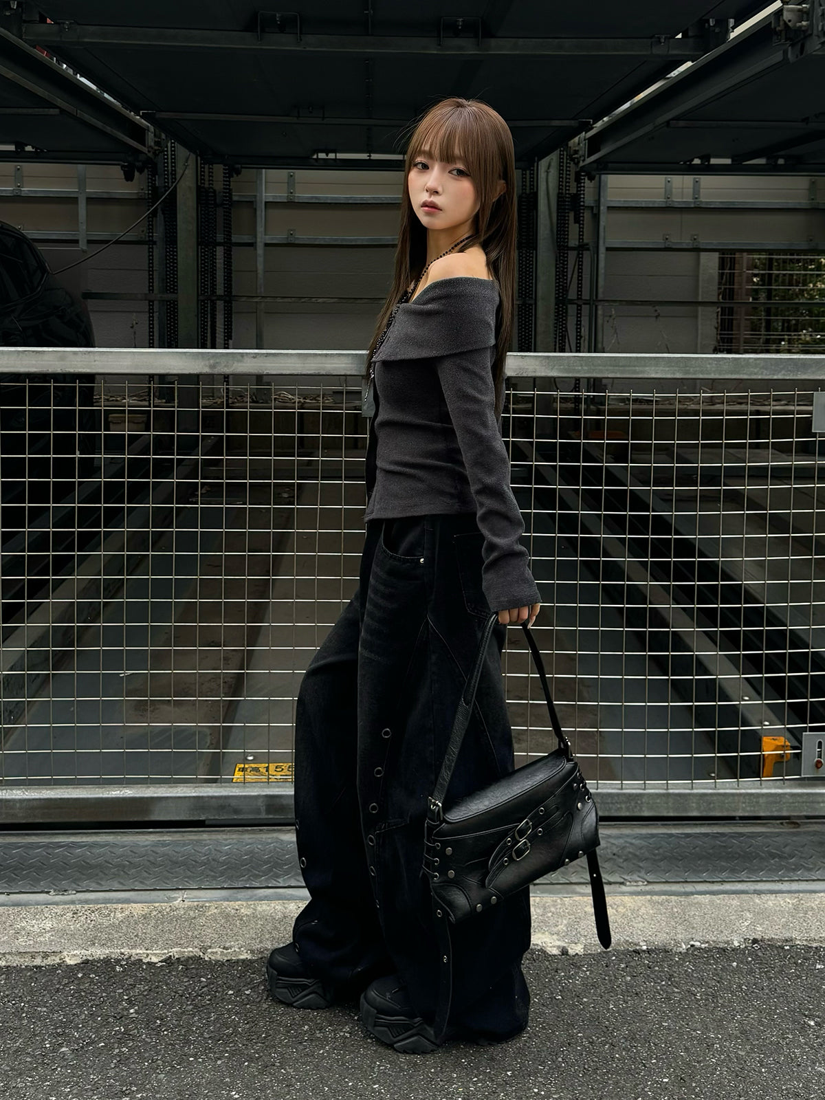 アイレットワイドカーブデニムパンツ