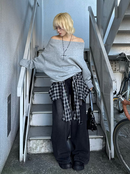 スタッズオフショルスウェット