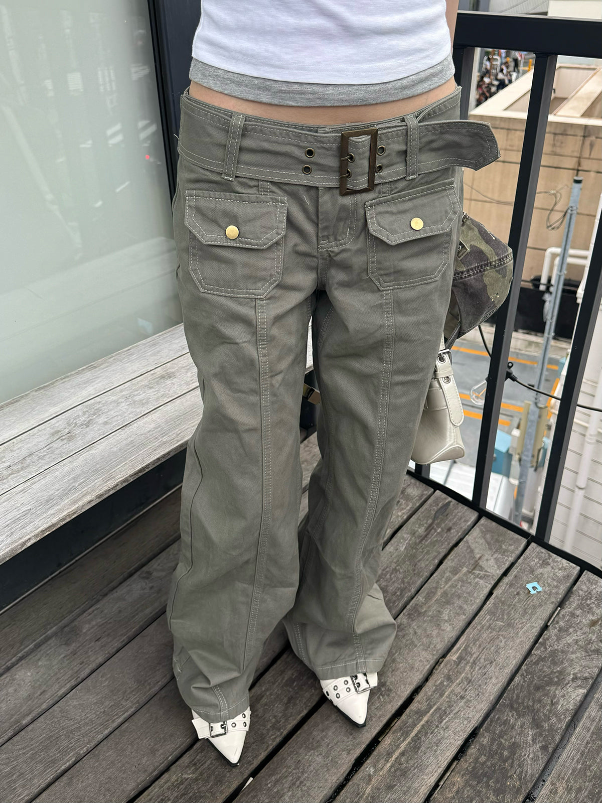 ローライズミリタリーベルトパンツ