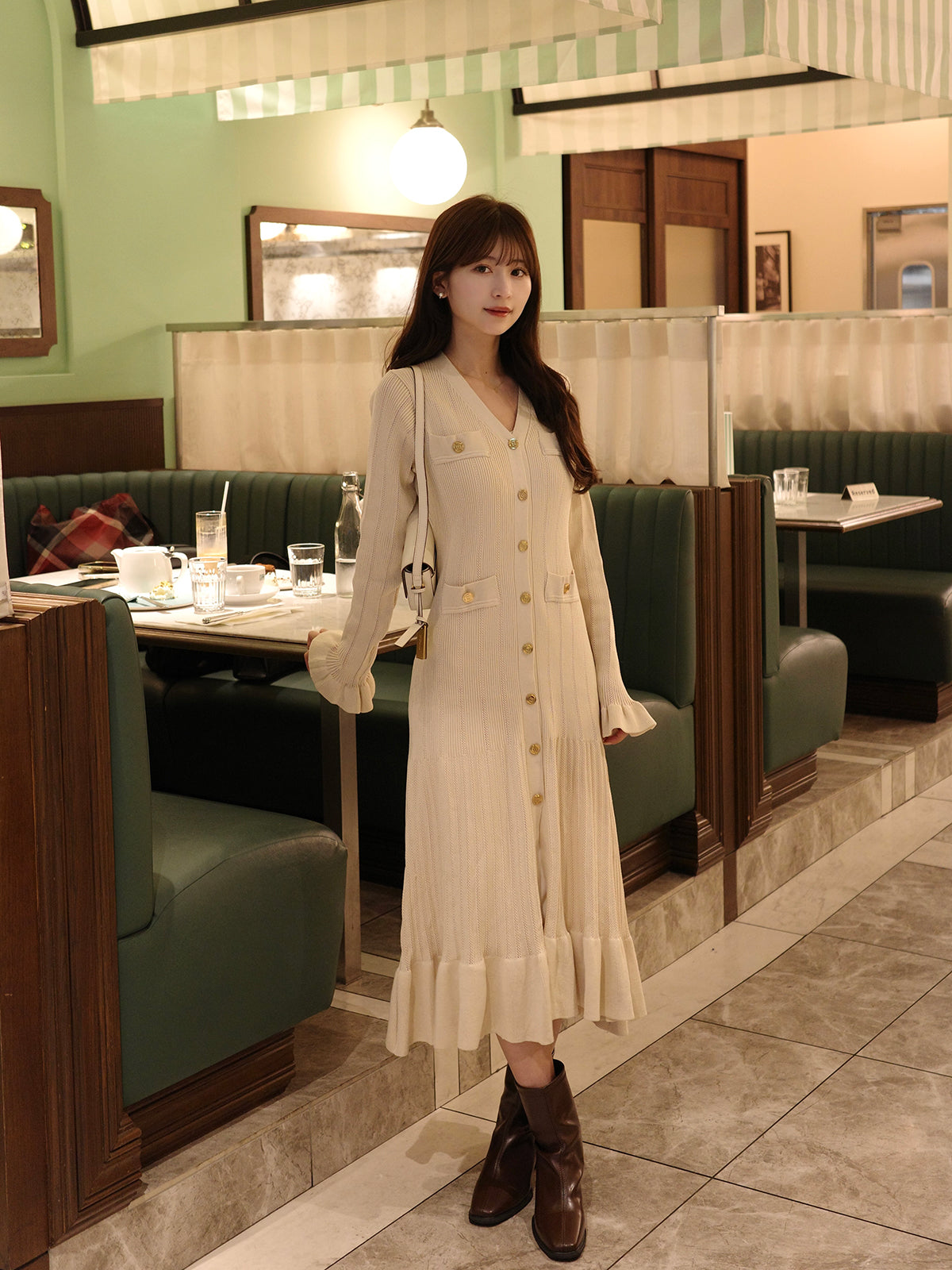 ゴールドボタンリブニットワンピース