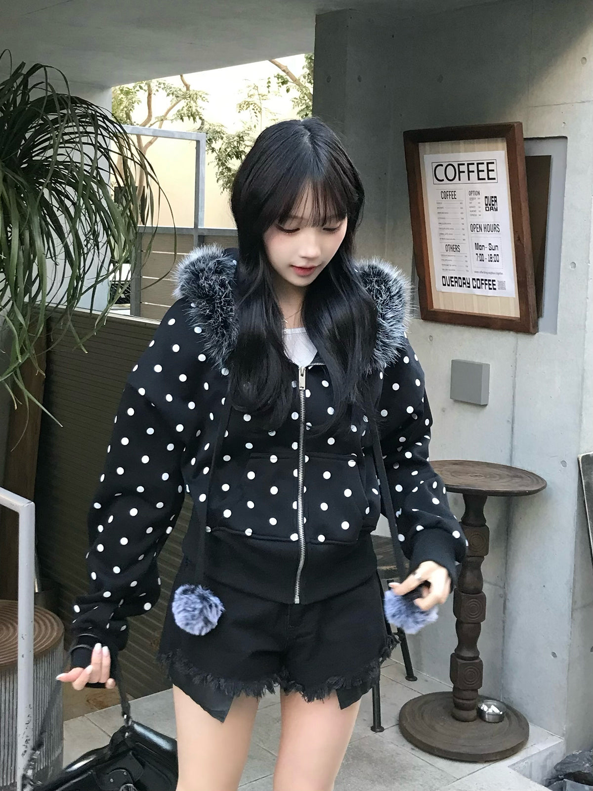 ドットファータッチパーカー