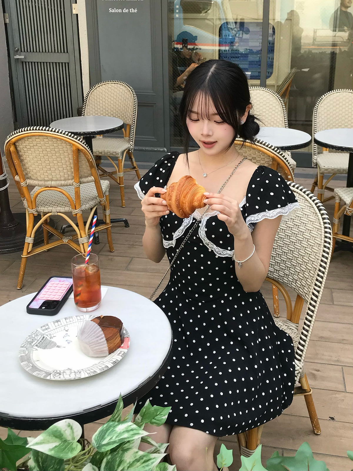 도트 프릴 미니 원피스