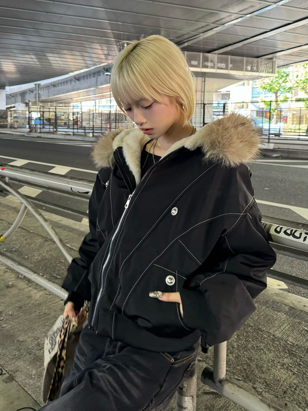 ステッチラインボリュームブルゾン