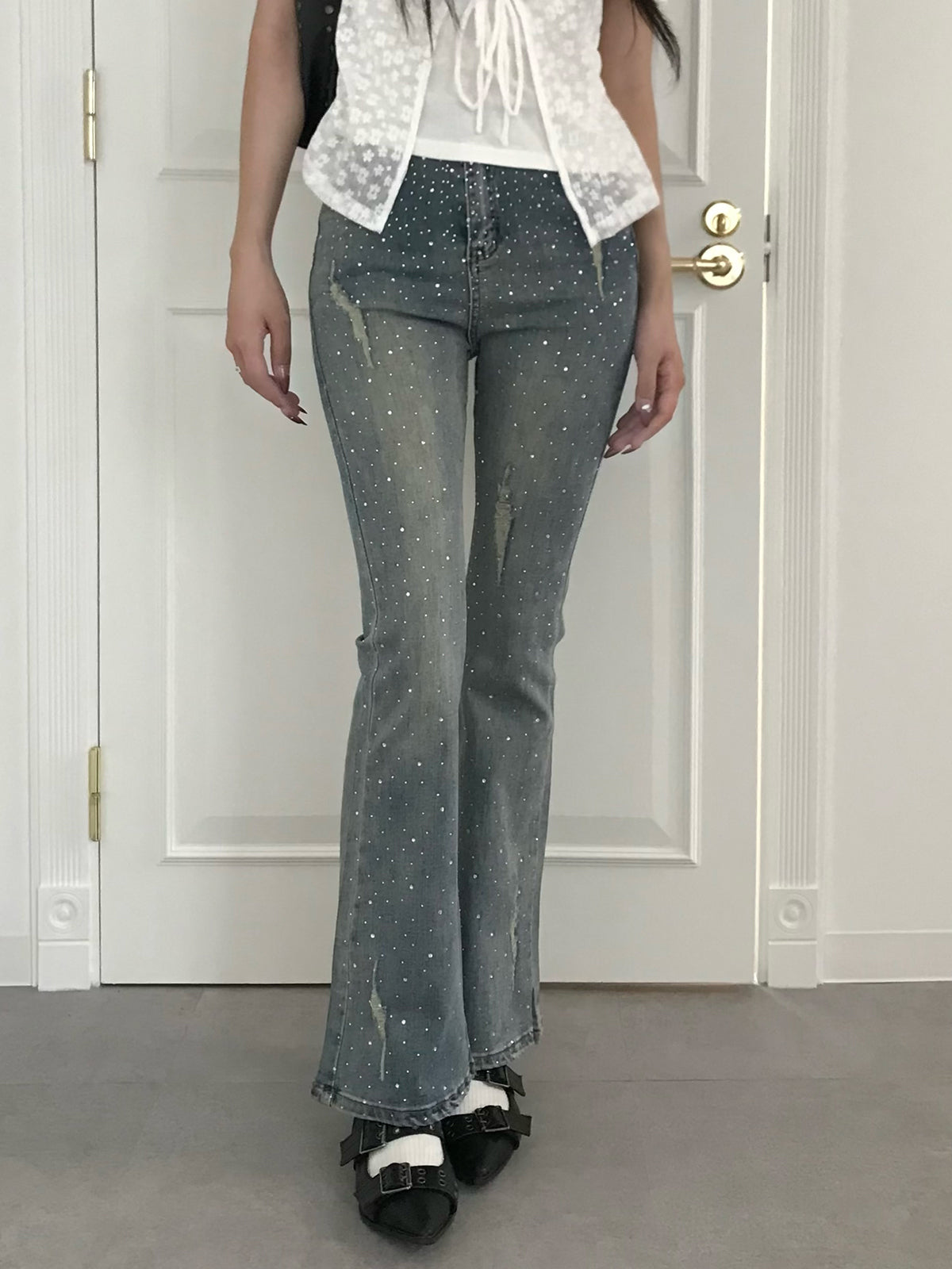 クリスタルストーンフレアデニムパンツ