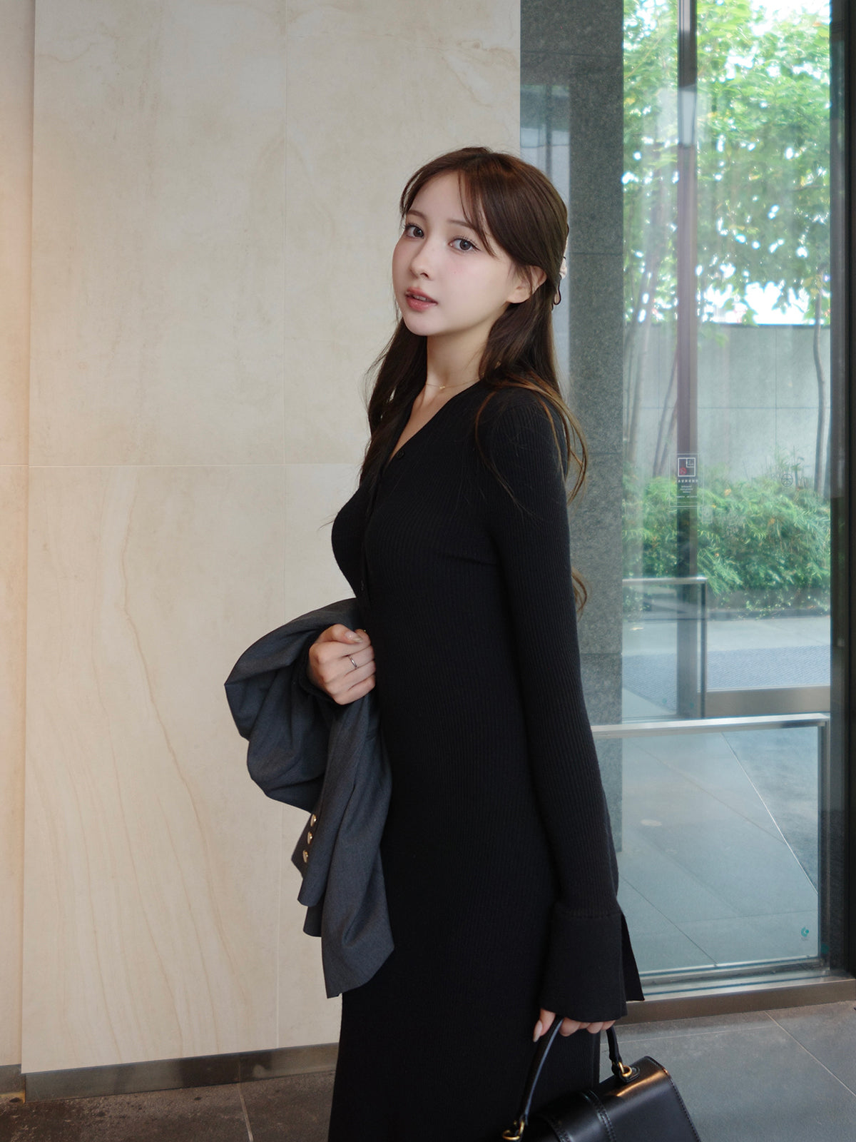 フロントボタンフレアニットワンピース【12月中旬予約】 – ANDOR ONLINE