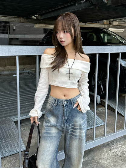 クロップドオフショルリブカットソー