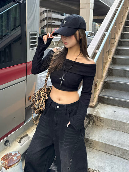 クロップドオフショルリブカットソー