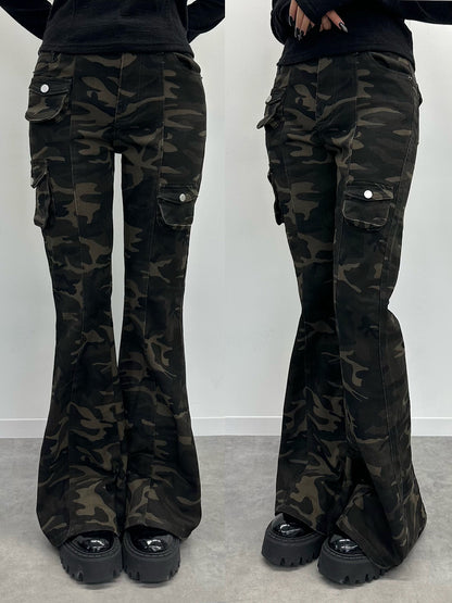 迷彩喇叭牛仔裤