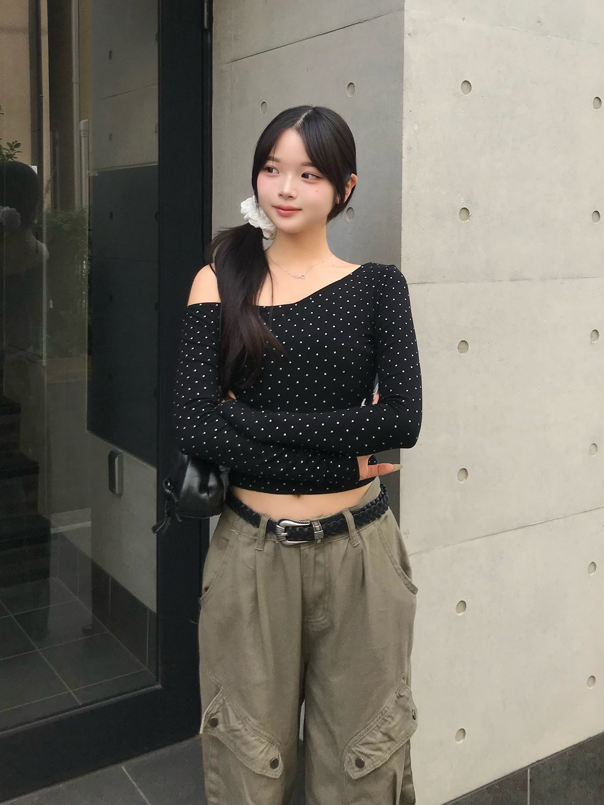 ラメドットワンショルカットソー