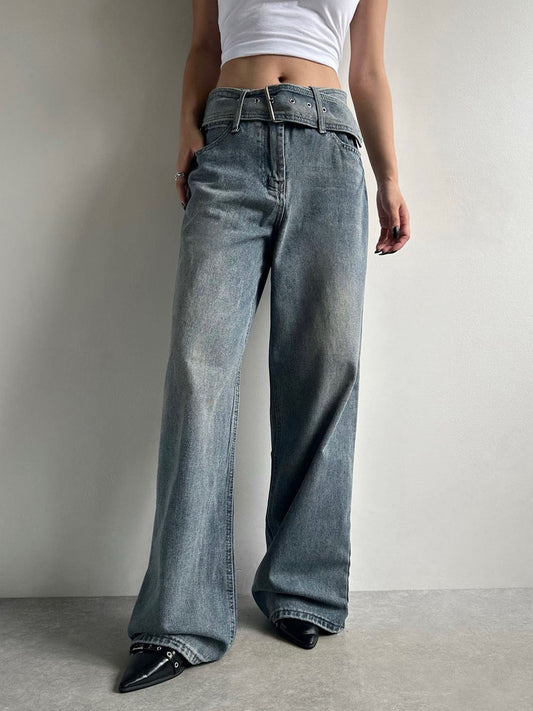 Belted low rise wide denim pants