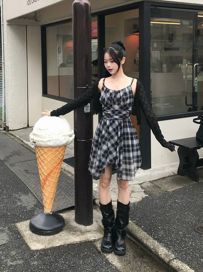 アンバランスヘムチェックミニワンピース