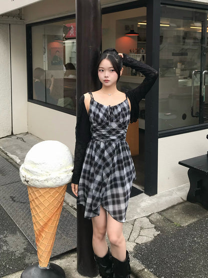 アンバランスヘムチェックミニワンピース