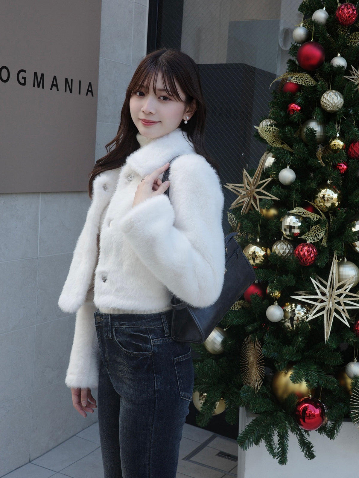 ショートファータッチカラーコート – ANDOR ONLINE