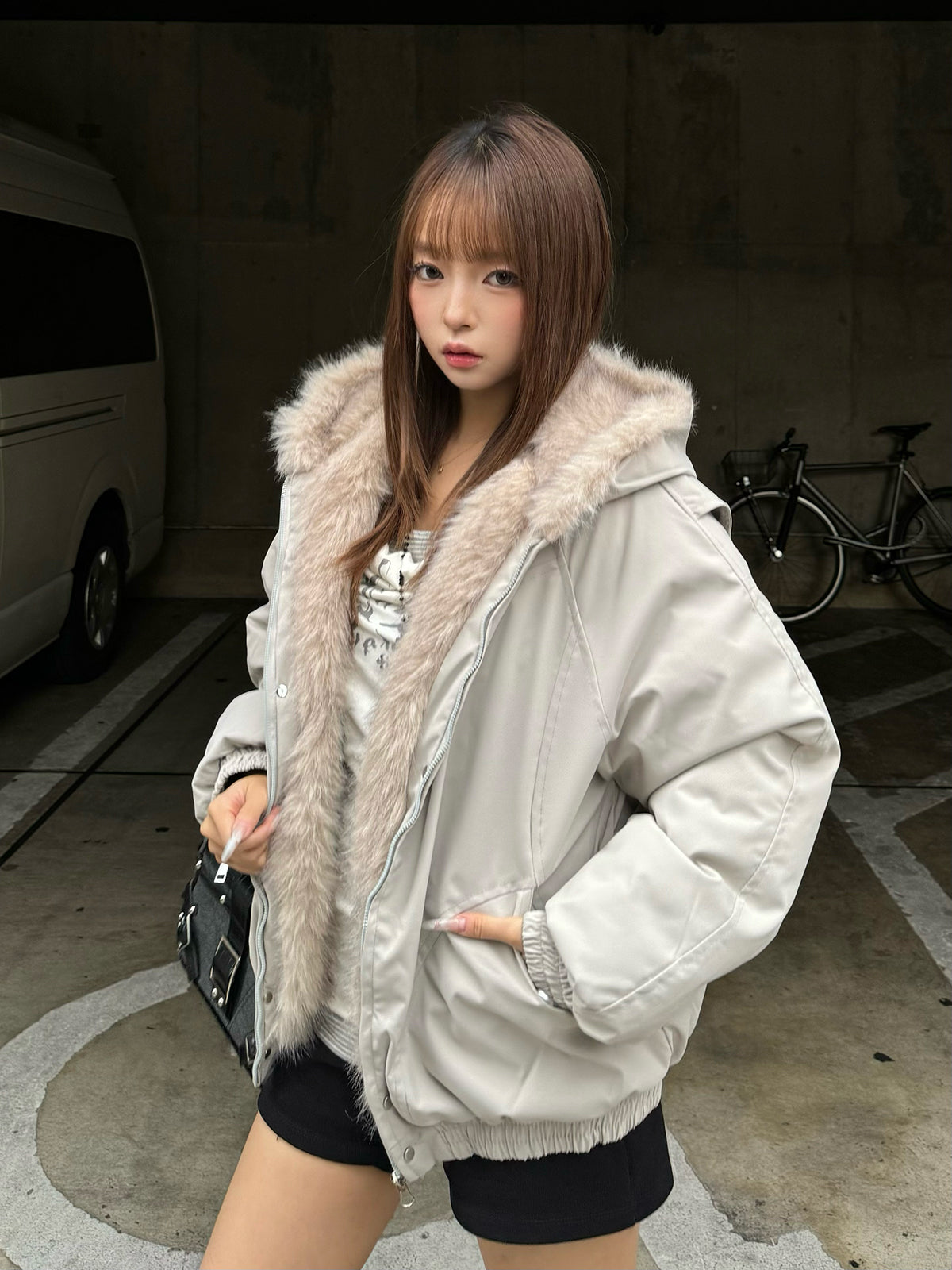 ボリュームファータッチフーディーブルゾン – ANDOR ONLINE