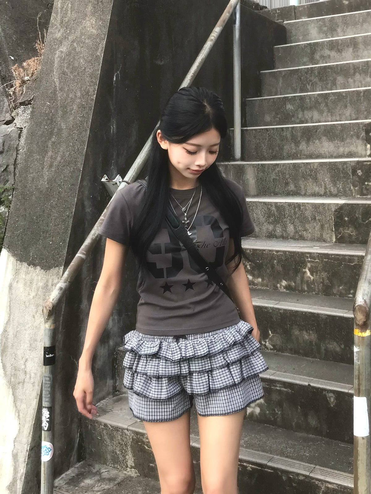 ナンバーロゴモノトーンTシャツ