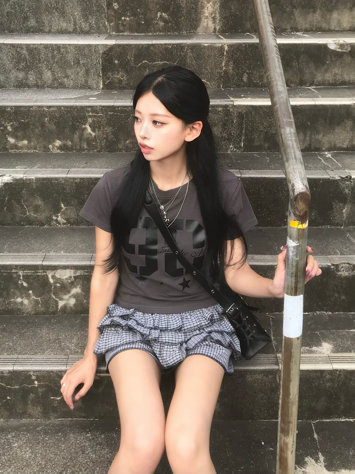 ナンバーロゴモノトーンTシャツ