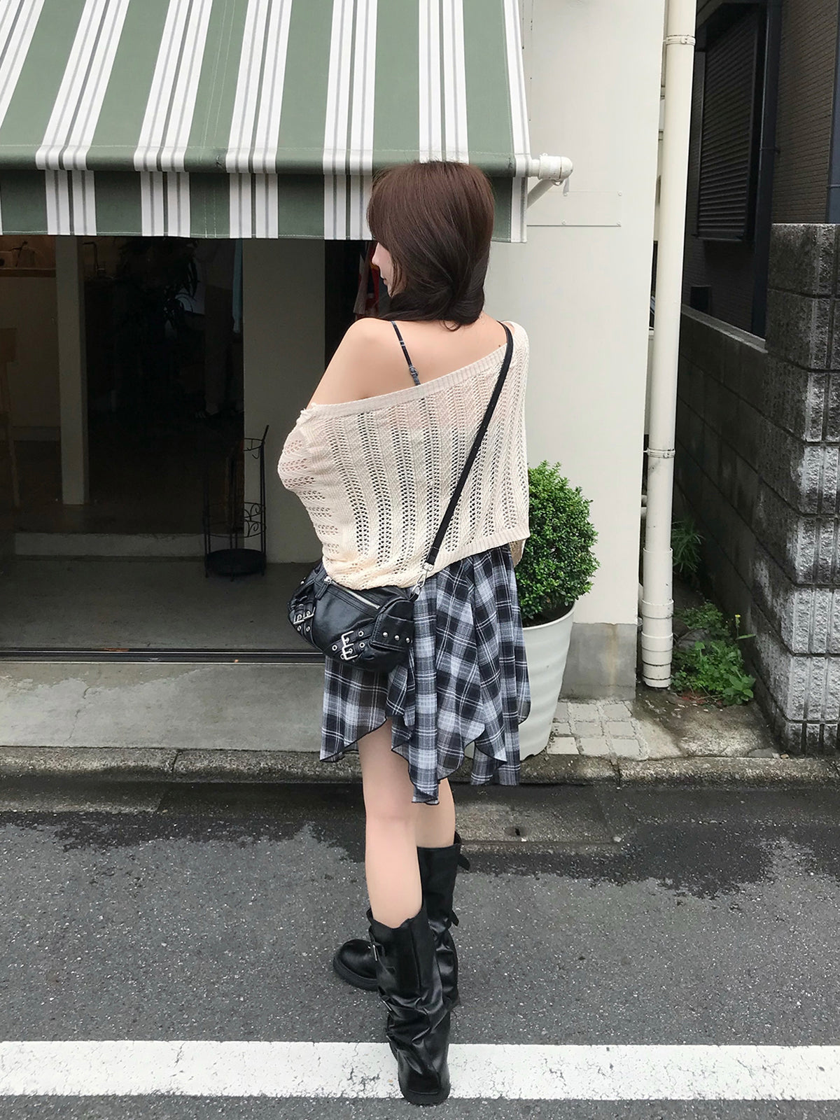 アンバランスヘムチェックミニワンピース