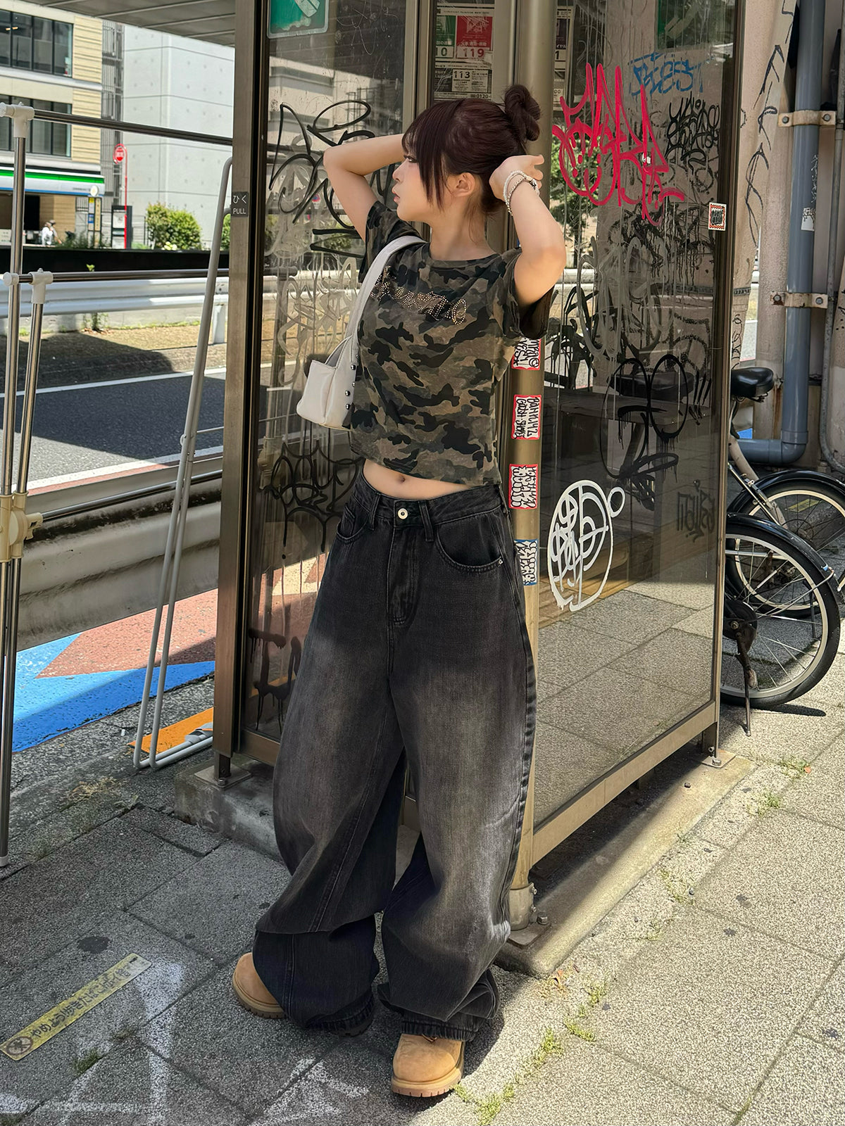 ラインストーンロゴカモフラTシャツ