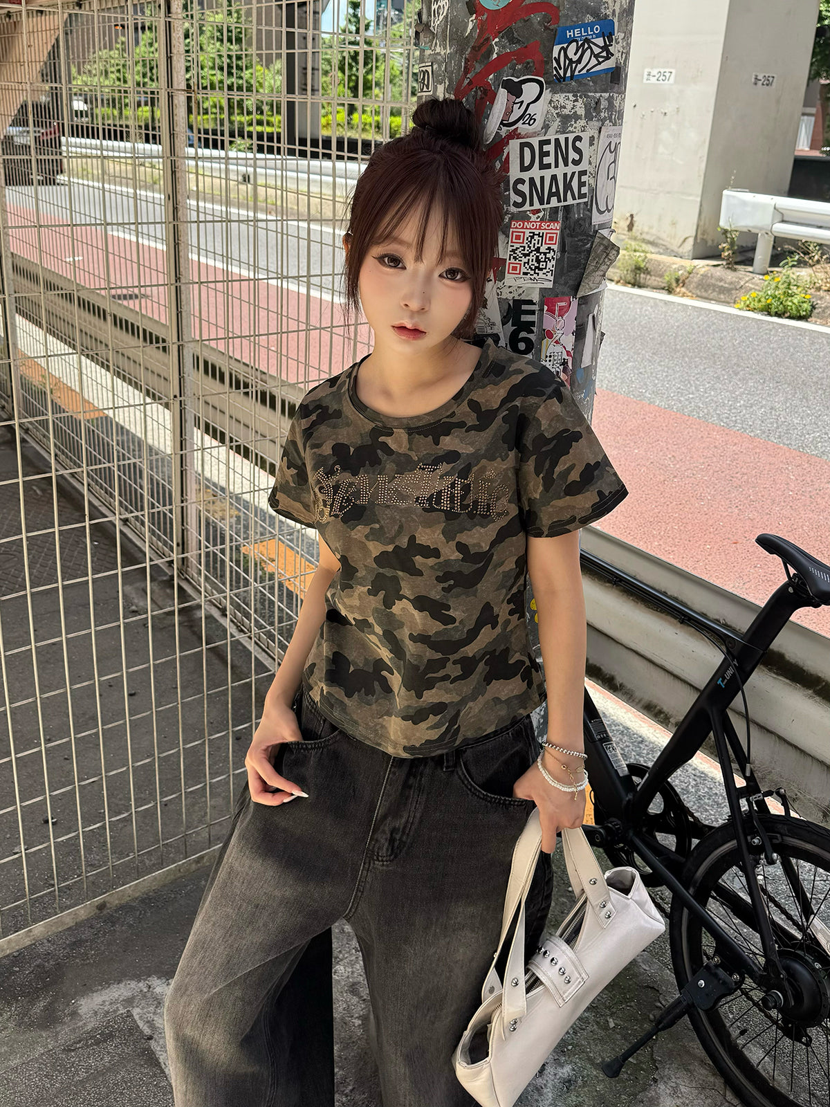 ラインストーンロゴカモフラTシャツ
