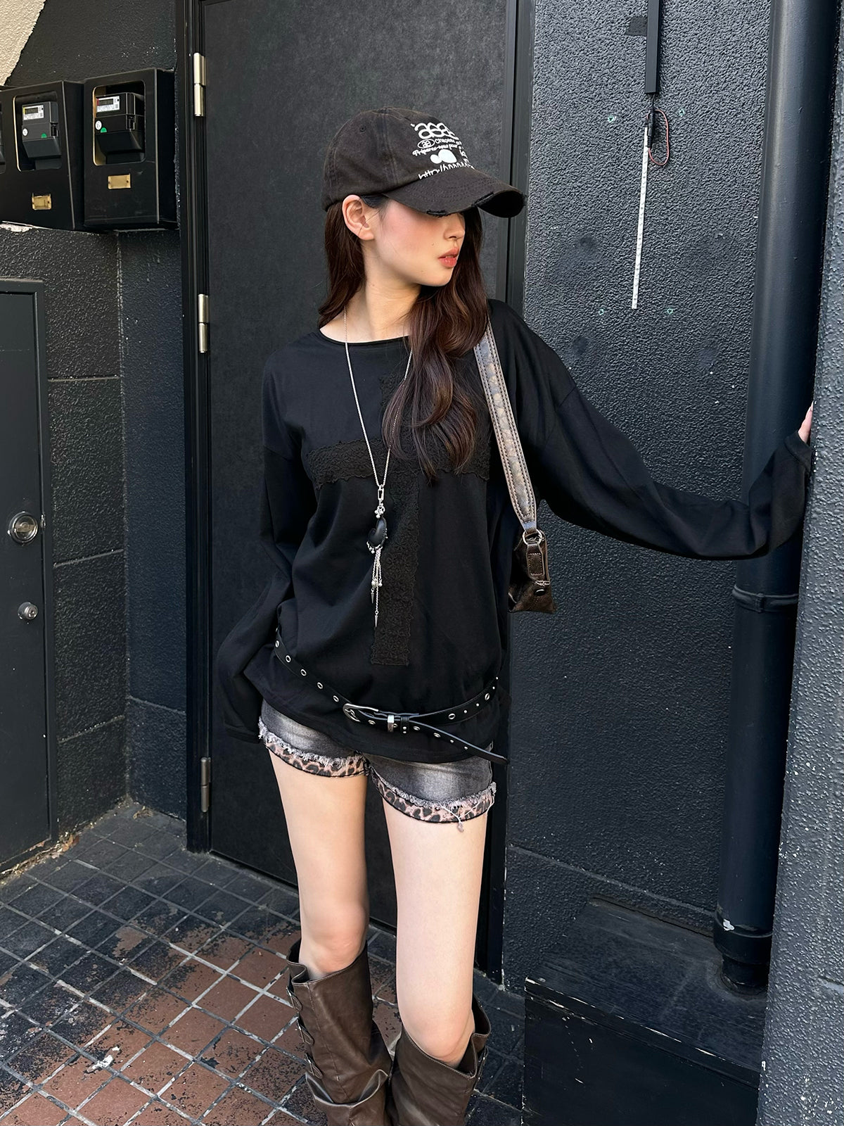 レースクロスロングスリーブTシャツ