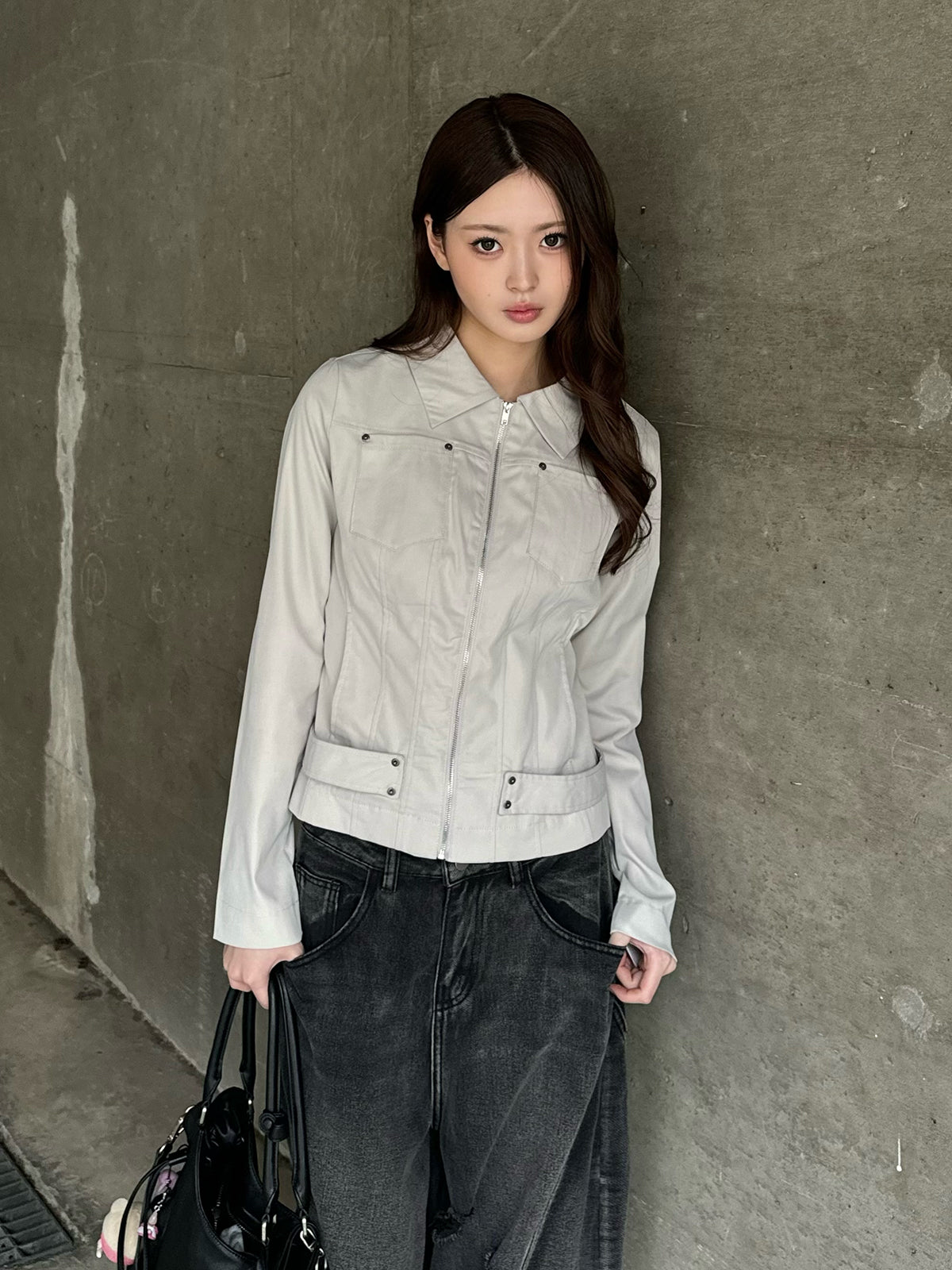 スリムシルエットジップジャケット